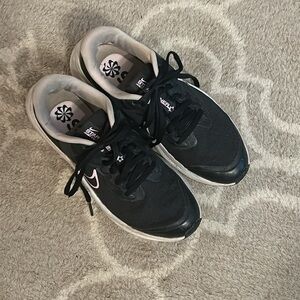 Nike Starrunner Black & Pink Sneakers, size 3.5 Youth